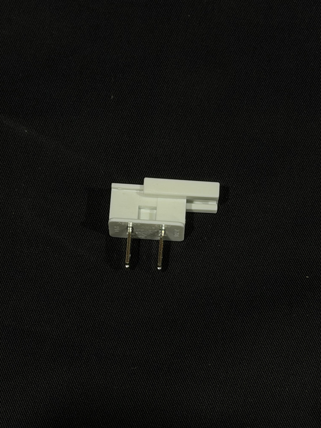 Male Slide On Plug SPT-1 White (5050-W)